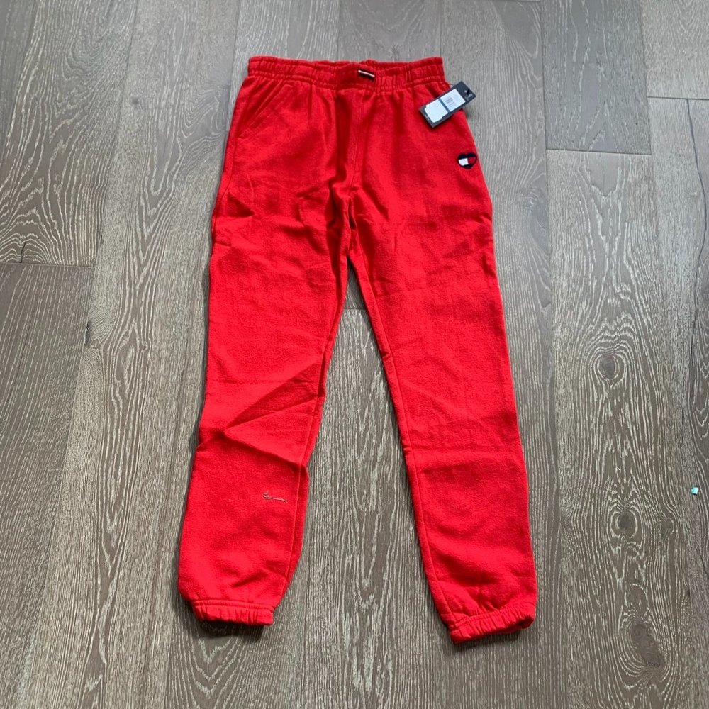 Tommy Hilfiger girls embroidered heart sweatpants